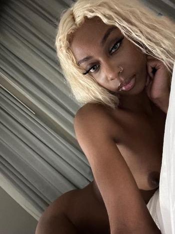 India, 20  female escort, Richmond