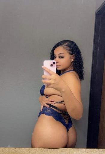 Alaska Dayy, 24  female escort, Richmond