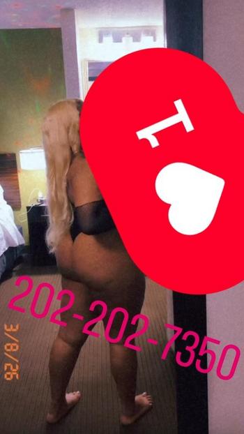 Creamy Cee, 20  female escort, Richmond