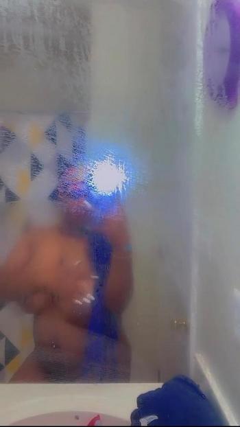 Nyny , 21  female escort, Richmond