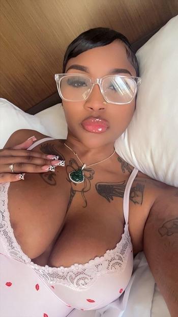 Babydoll, 26  female escort, Richmond