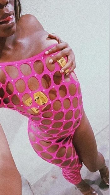 Desire, 26  female escort, Richmond